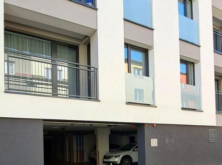 Fotka 4 | Pronájem - malý objekt/garáž