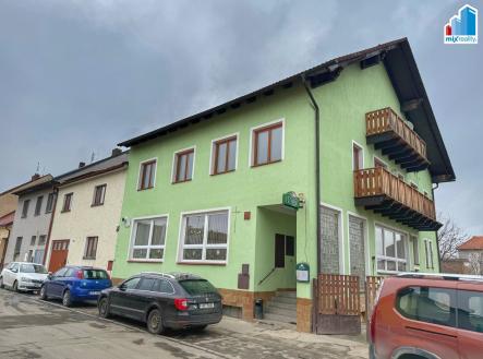 Fotka 1 | Pronájem bytu, 3+1, 140 m²