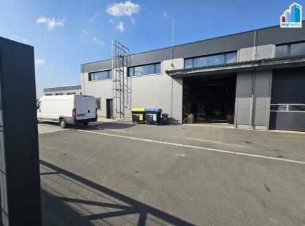 Fotka 4 | Pronájem - komerční objekt, sklad, 1 356 m²