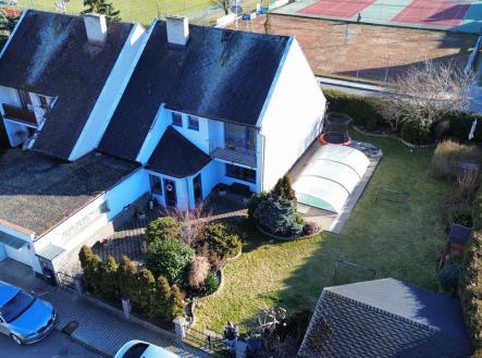 Fotka 2 | Prodej - dům/vila, 240 m²