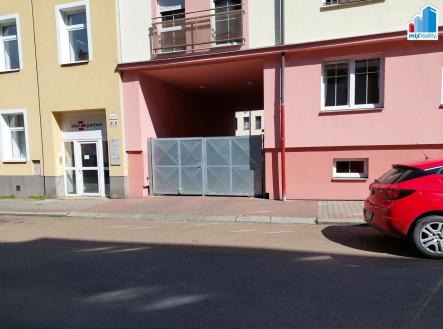 Fotka 3 | Pronájem - malý objekt/garáž