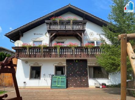 Fotka 3 | Prodej - hotel, 1 746 m²