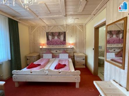 Fotka 4 | Prodej - hotel, 1 746 m²