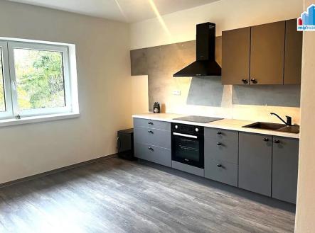 Fotka 13 | Prodej - dům/vila, 175 m²