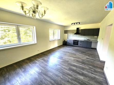 Fotka 3 | Prodej - dům/vila, 175 m²