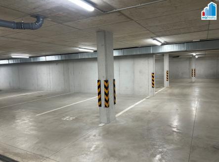 Fotka 3 | Pronájem - malý objekt/garáž