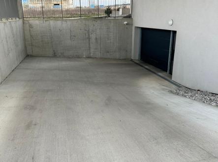 Fotka 8 | Pronájem - malý objekt/garáž