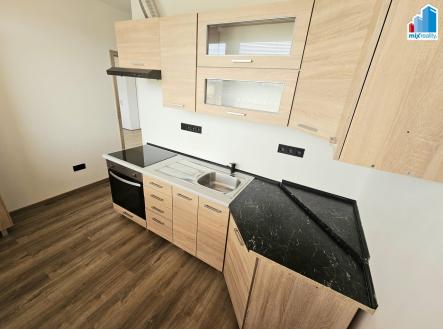 Fotka 2 | Pronájem bytu, 2+1, 58 m²