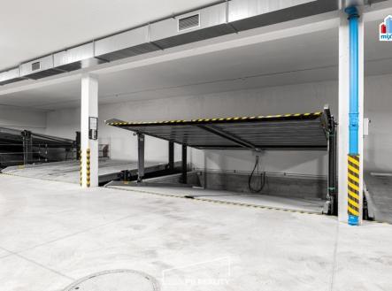 Foto | Pronájem - malý objekt/garáž