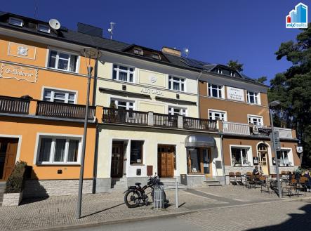 Fotka 1 | Prodej - dům/vila, 375 m²