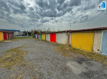 Fotka 2 | Pronájem - malý objekt/garáž