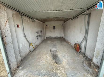 Fotka 2 | Pronájem - malý objekt/garáž