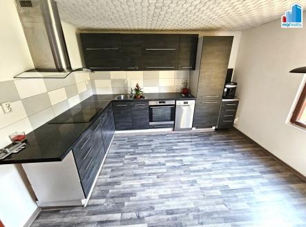 Fotka 10 | Prodej - dům/vila, 160 m²