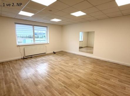 Fotka 1 | Pronájem - kanceláře, 168 m²