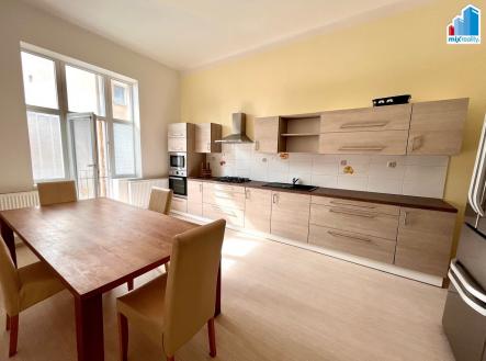 Fotka 2 | Pronájem bytu, 3+1, 110 m²