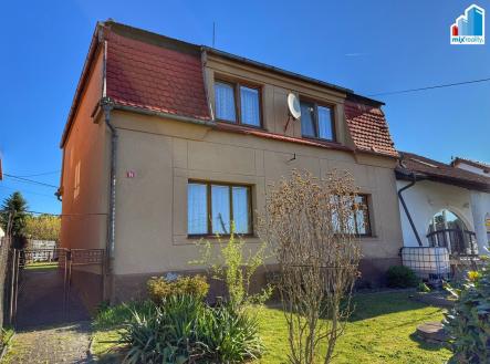 Fotka 1 | Prodej - dům/vila, 175 m²