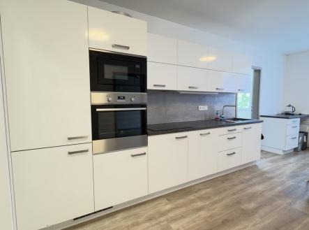 Fotka 8 | Pronájem bytu, 4+kk, 75 m²