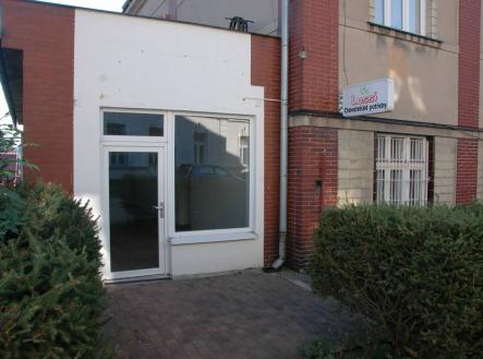 Pronájem - obchodní prostor, 55 m²