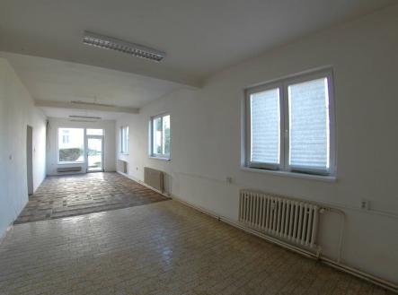 Pronájem - obchodní prostor, 55 m²