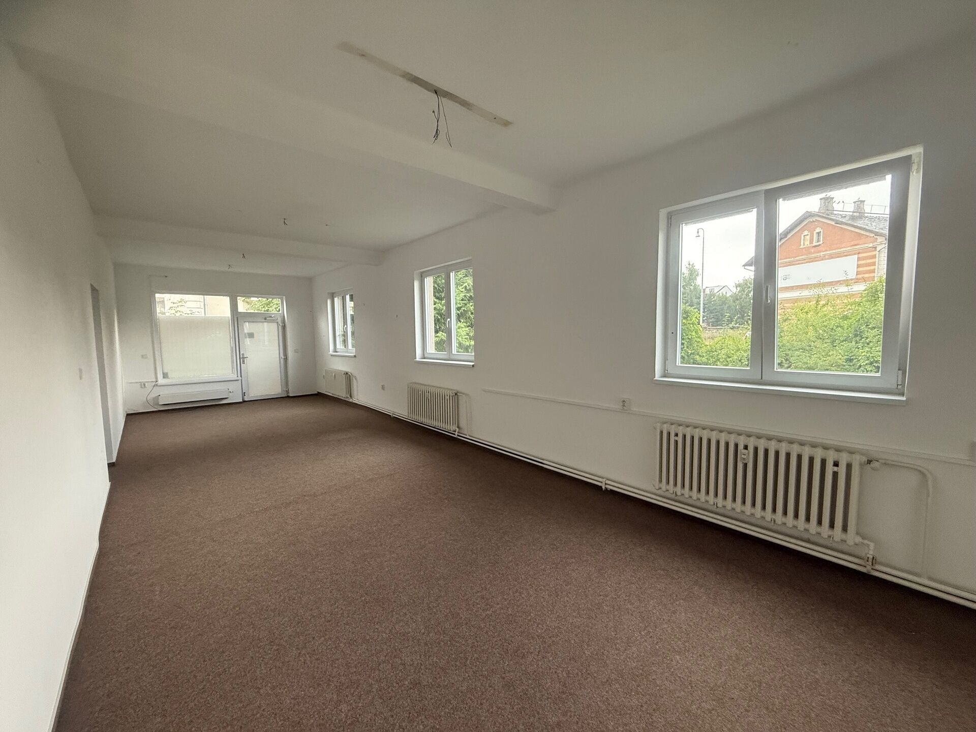 Pronájem obchodu s výlohou v Horní Bříze