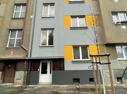 Pronájem bytu, 1+kk, 40 m² obrázek