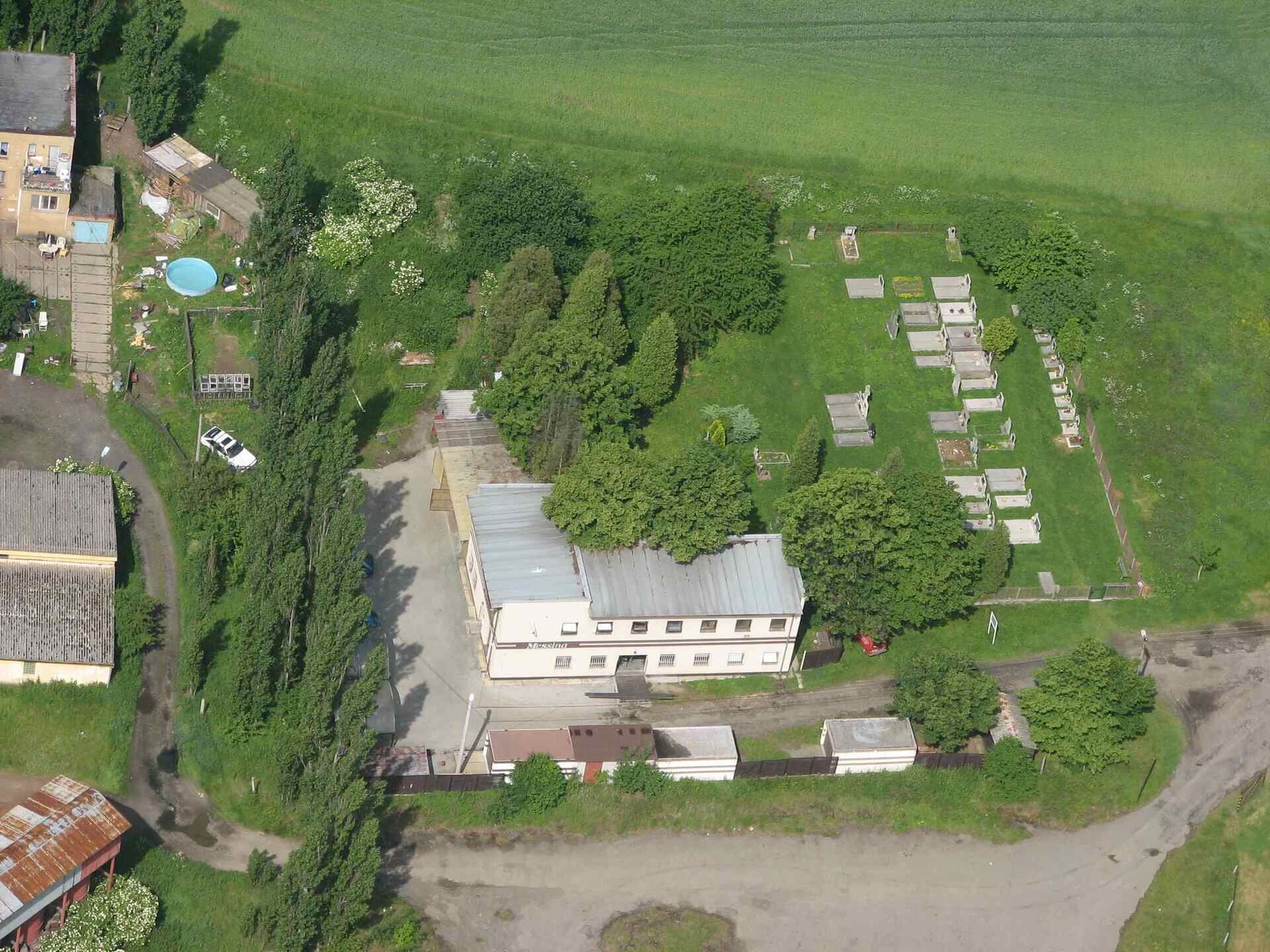 Prodej výrobně skladovacího areálu v Těchlovicích u Stříbra