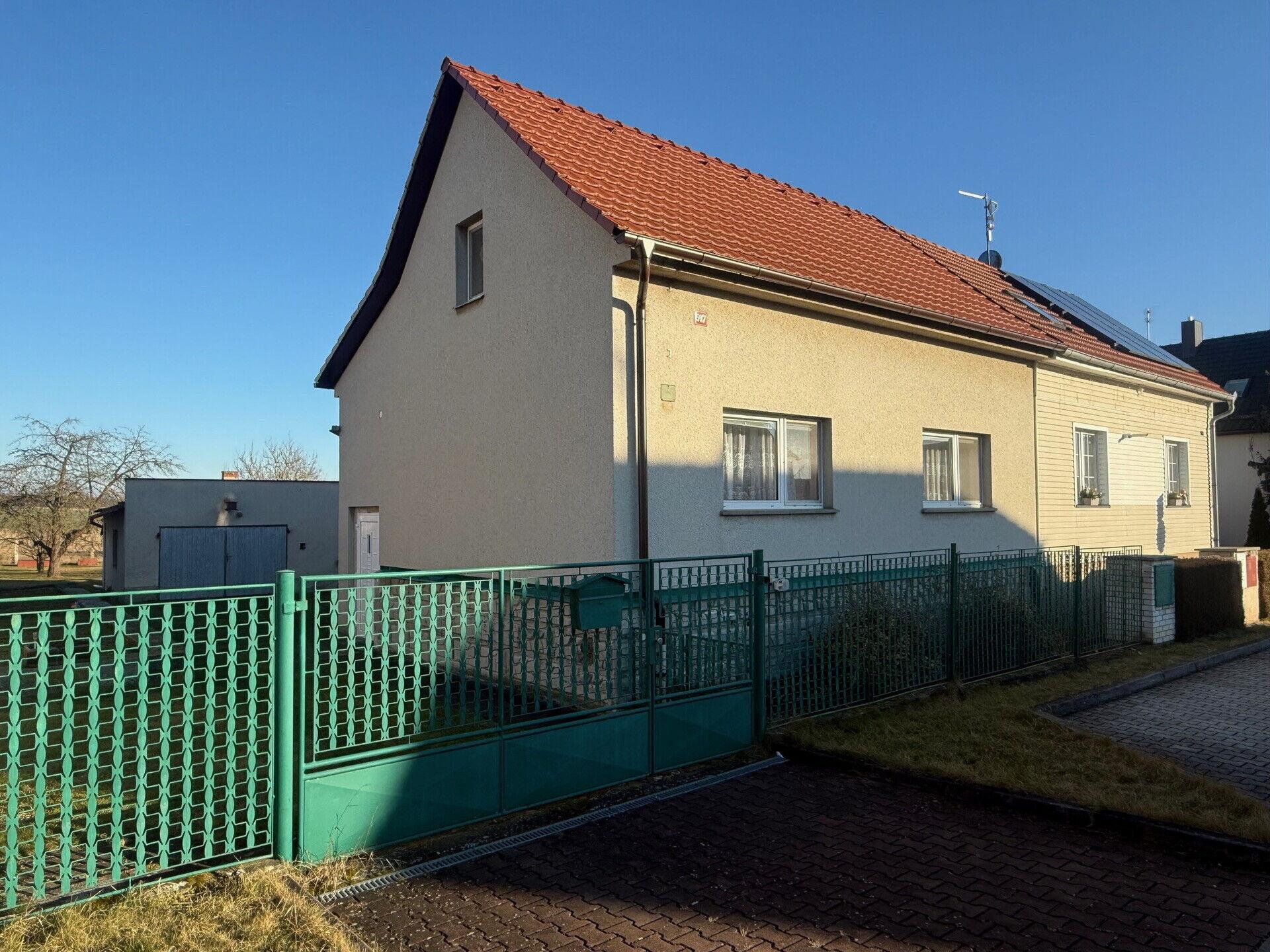 Pronájem rodinného domu se zahradou v Chotěšově