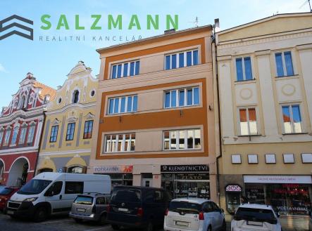 Prodej - nájemní dům, 401 m²