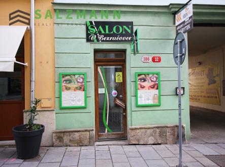 Pronájem - obchodní prostor