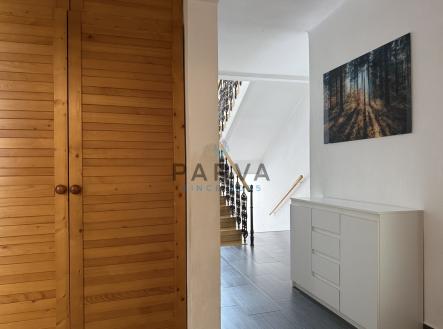 foto: 4 | Prodej - dům/vila, 512 m²