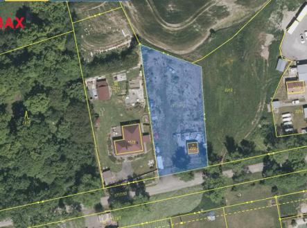 Prodej - pozemek pro komerční výstavbu, 1 867 m²
