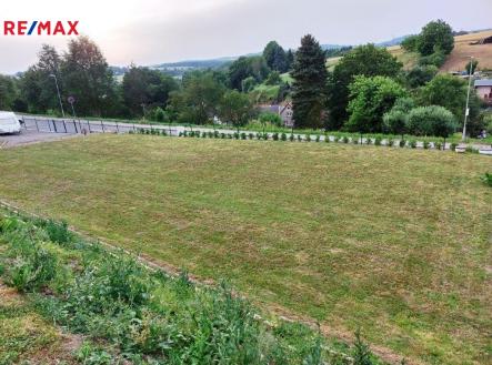 Plocha je rovná. | Pronájem - pozemek, zahrada, 200 m²