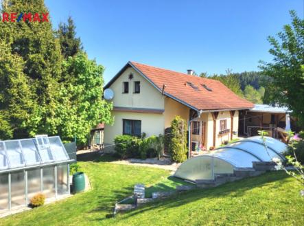 Pohled ze zahrady. | Prodej - dům/vila, 190 m²