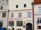 Pronájem - restaurace, 374 m²