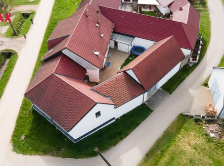 Letecký pohled | Prodej - hotel, 254 m²