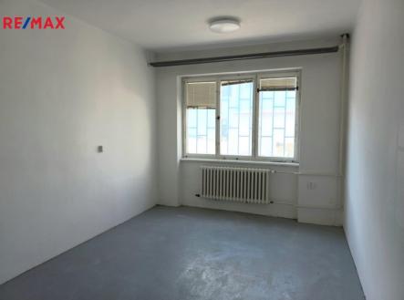 Interiér skladu. | Pronájem - skladovací prostor, 18 m²