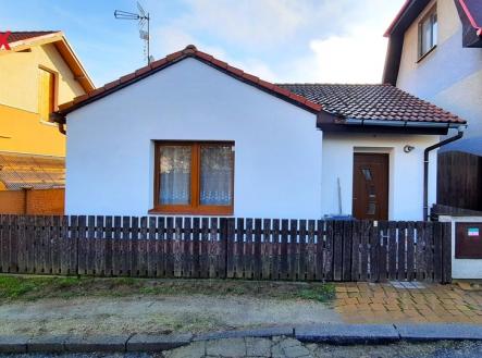 čelní pohled | Prodej - chata/rekreační objekt, 66 m²