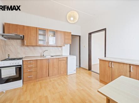 a7409996-copy.jpg | Prodej bytu, 3+1, 66 m²