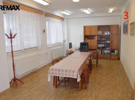 místnost č. 3 | Pronájem - kanceláře, 10 m²