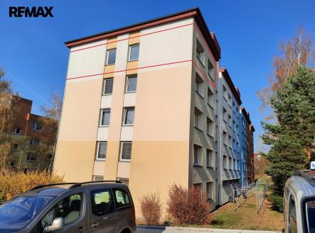 zadní pohled na dům a byt | Pronájem bytu, 3+1, 69 m²