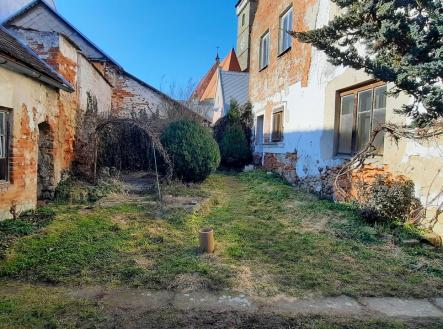 nádvoří | Prodej - hotel, 416 m²