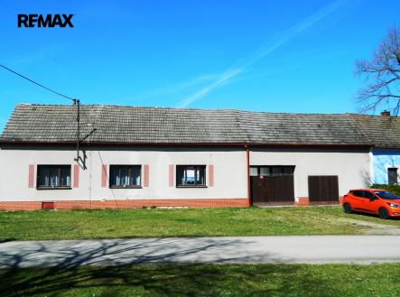 Čelní pohled. | Prodej - dům/vila, 455 m²