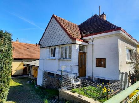 boční pohled na dům | Prodej - dům/vila, 60 m²