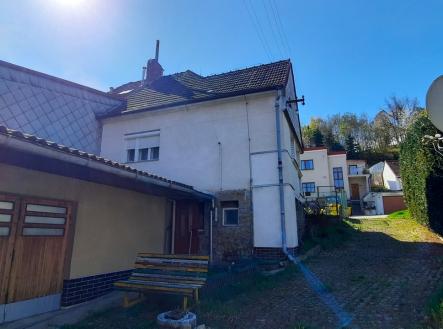 zadní pohled na dům | Prodej - chata/rekreační objekt, 60 m²