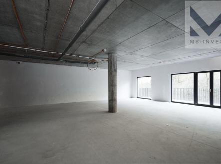 Prodej - obchodní prostor, 158 m²