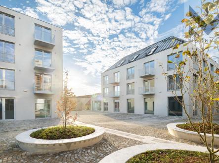 Nádvoří.jpg | Prodej - obchodní prostor, 119 m²