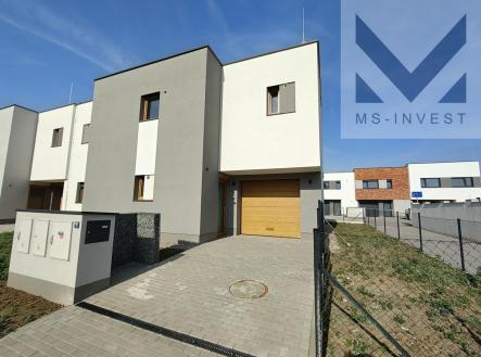 Dům L 5 vchod a garáž.jpg | Prodej - dům/vila, 160 m²