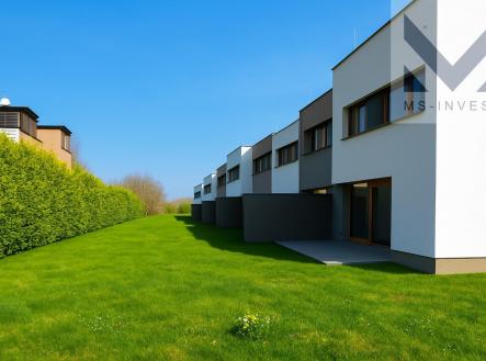 Zahrady za domy F | Prodej - dům/vila, 143 m²
