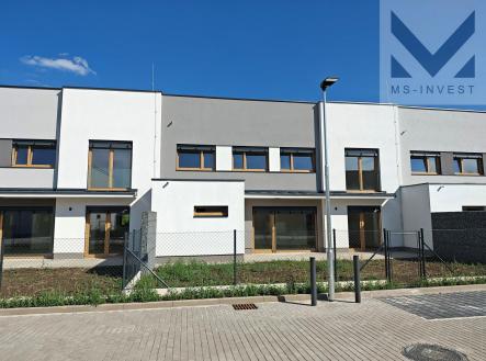 Dům L-3 z ul. Hubačova 2.jpg | Prodej - dům/vila, 160 m²