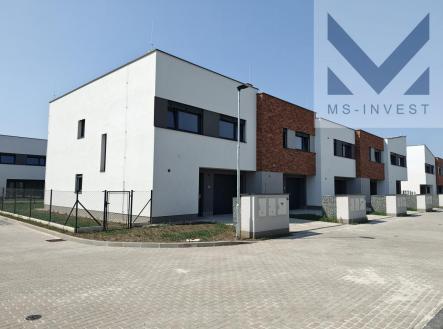 Domy H z ulice Hubačova.jpg | Prodej - dům/vila, 127 m²